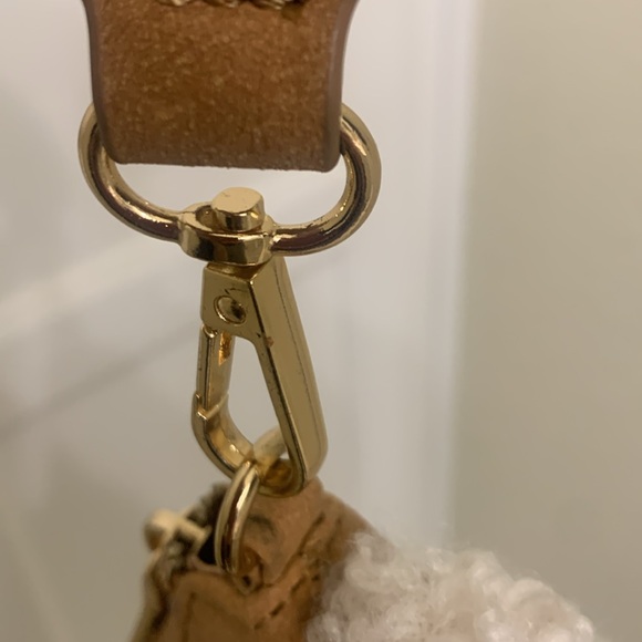 Badgley Mischka faux suede Sherpa crossbody NWOT - Picture 9 of 9